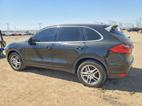 2014 PORSCHE CAYENNE