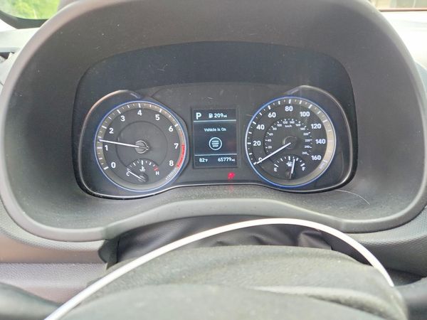 2019 HYUNDAI KONA SEL