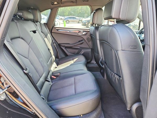 2023 PORSCHE MACAN Macan / Macan T