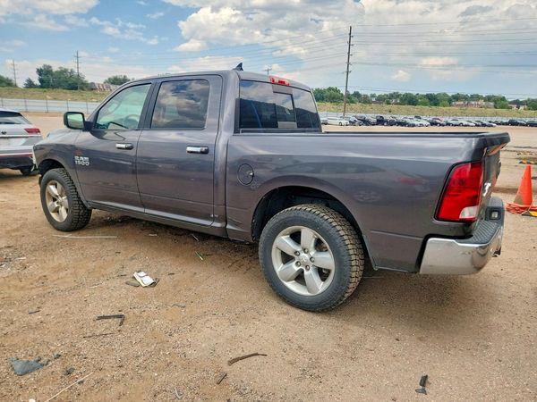 2017 RAM 1500 SLT