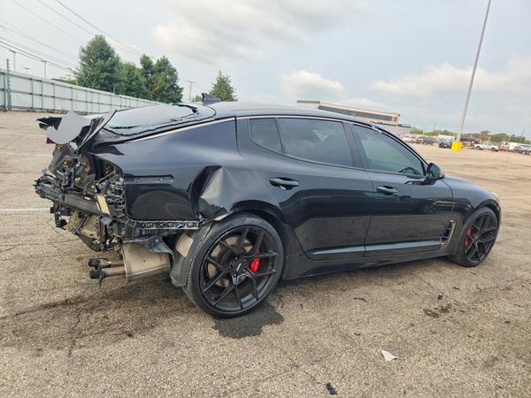 2019 KIA STINGER GT