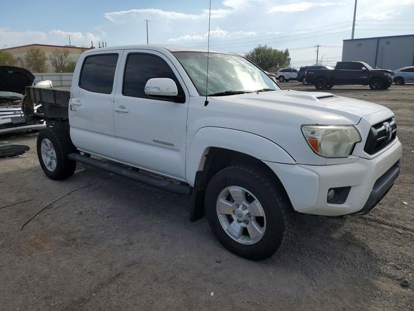 2015 TOYOTA TACOMA Delux Grade