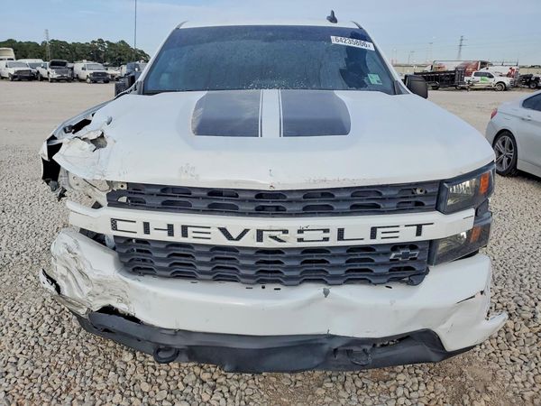 2022 CHEVROLET SILVERADO Custom