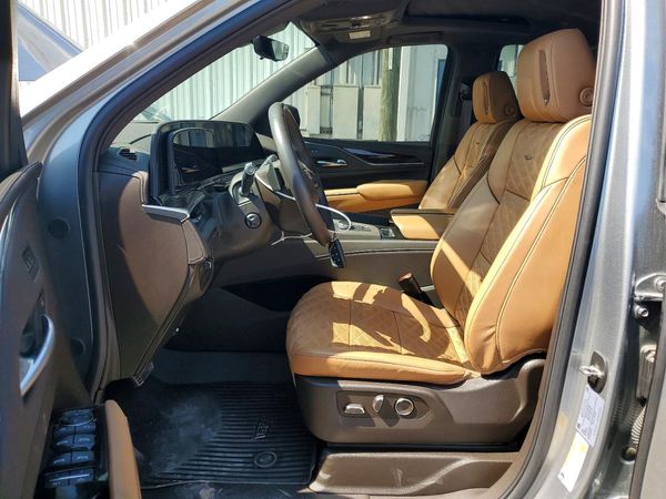 2024 CADILLAC ESCALADE Sport +Touring Pkg