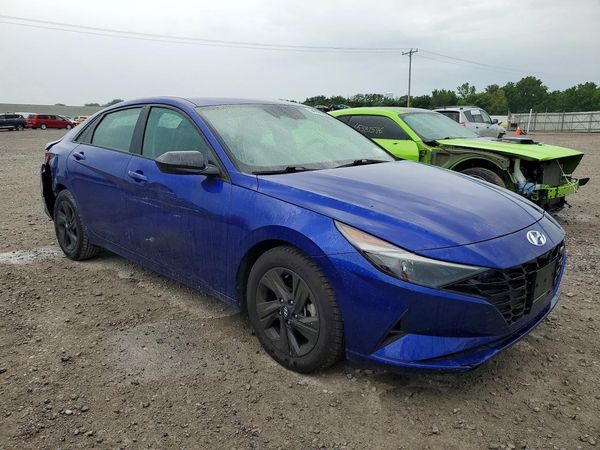 2021 HYUNDAI ELANTRA SEL