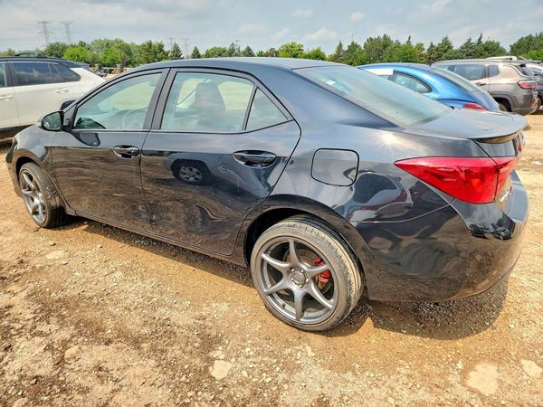 2017 TOYOTA COROLLA