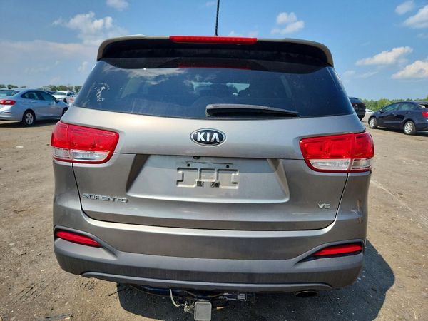 2017 KIA SORENTO L, LX