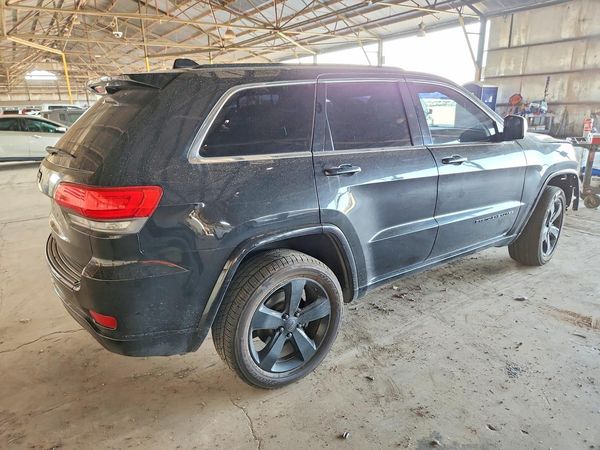 2015 JEEP GRAND CHEROKEE LAREDO 4X4