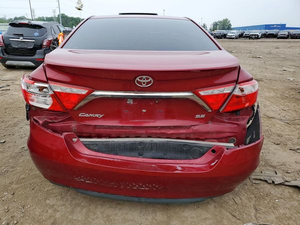 2016 TOYOTA CAMRY