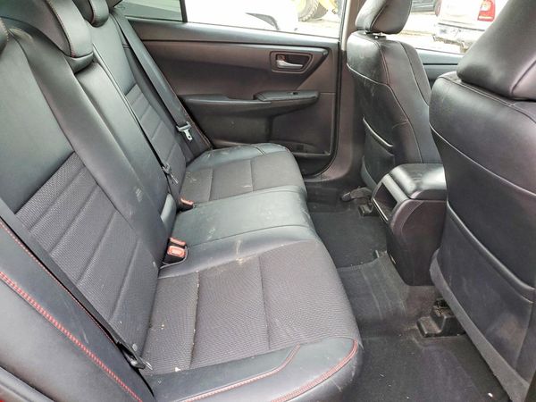 2016 TOYOTA CAMRY