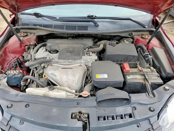 2016 TOYOTA CAMRY