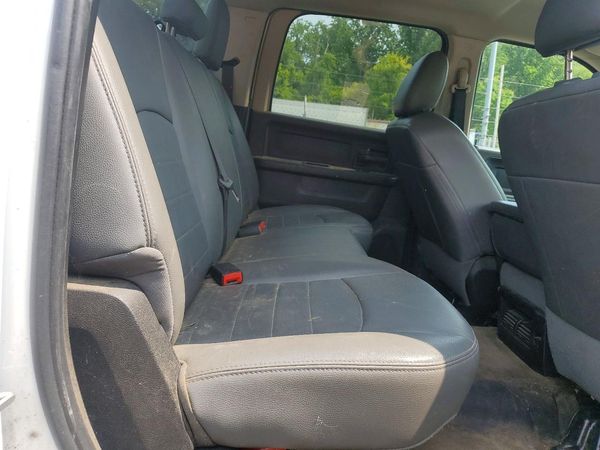 2018 RAM 2500 ST CREW CAB 4X4