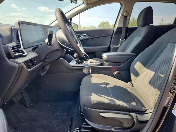 2025 KIA SPORTAGE