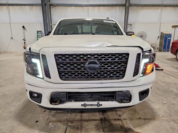 2019 NISSAN TITAN