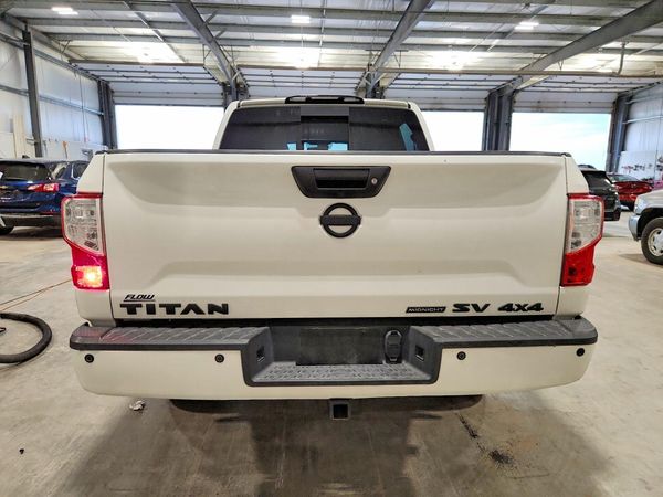 2019 NISSAN TITAN