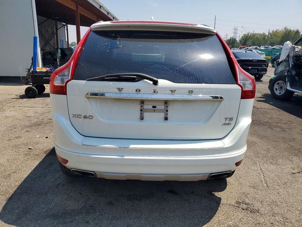 2016 VOLVO XC60