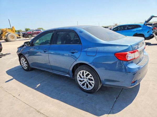 2013 TOYOTA COROLLA