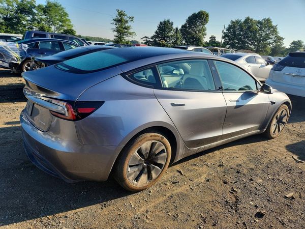 2025 TESLA MODEL 3