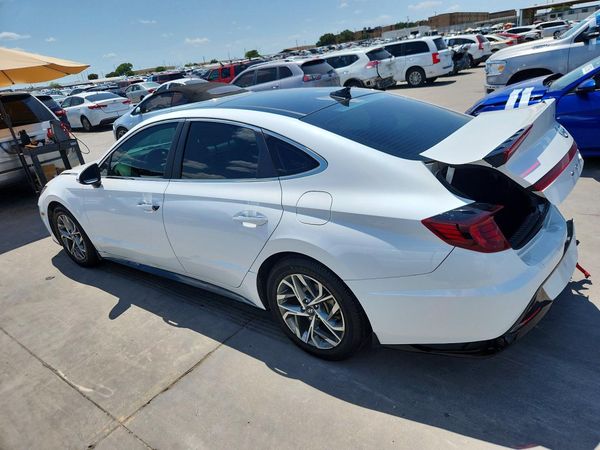 2022 HYUNDAI SONATA
