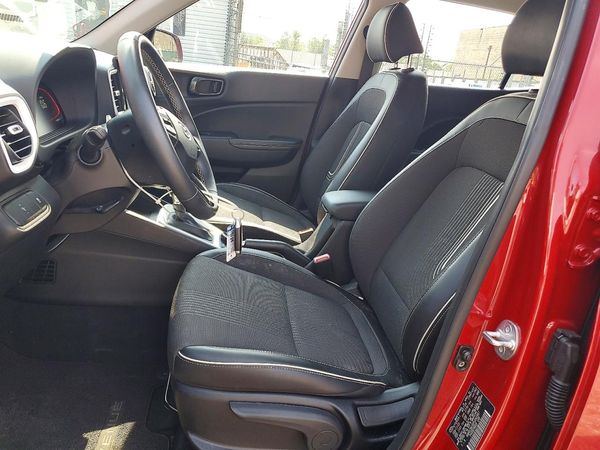 2023 HYUNDAI VENUE SEL, Limited
