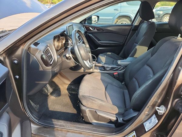 2015 MAZDA 3 Touring/GS