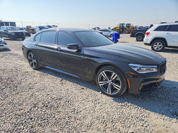 2016 BMW 750 xDrive