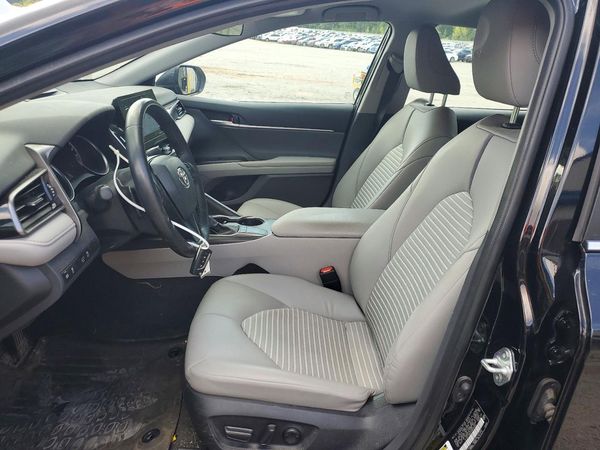 2023 TOYOTA CAMRY SE — DENT