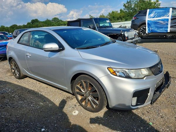 2013 KIA FORTE KOUP N/A