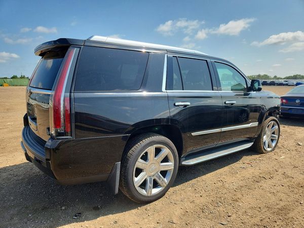 2018 CADILLAC ESCALADE