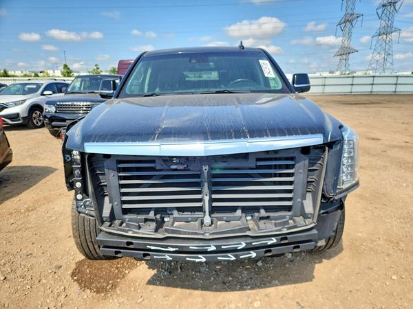 2018 CADILLAC ESCALADE
