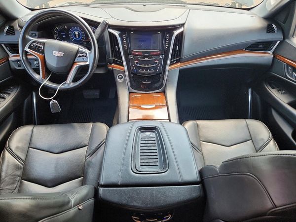 2018 CADILLAC ESCALADE