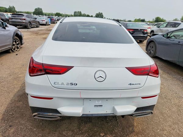 2022 MERCEDES-BENZ CLA CLA250-4M