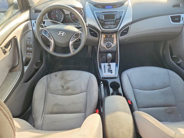 2013 HYUNDAI ELANTRA