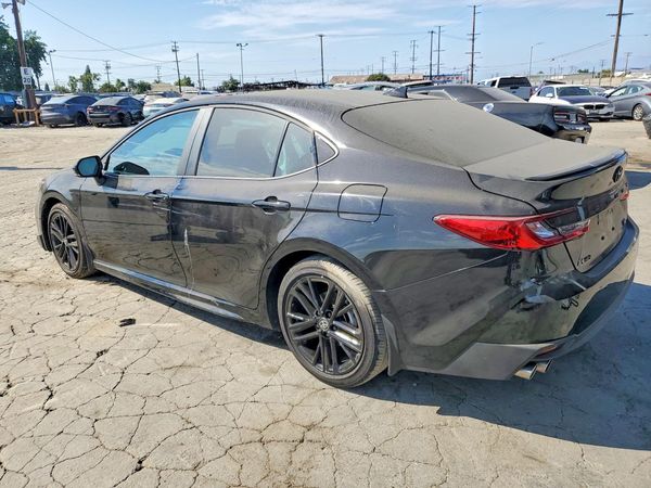 2026 TOYOTA CAMRY