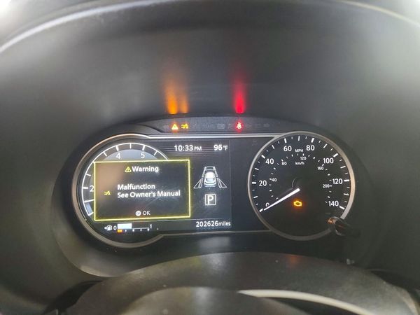 2020 NISSAN KICKS