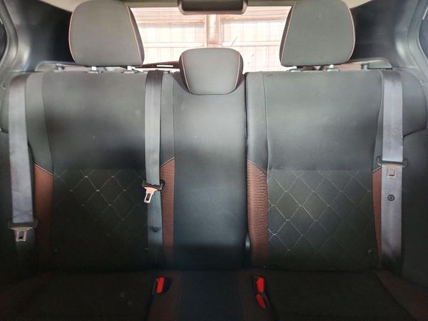 2020 NISSAN KICKS
