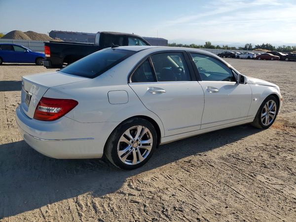 2012 MERCEDES-BENZ C C250