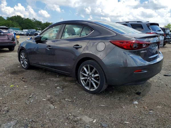 2018 MAZDA 3