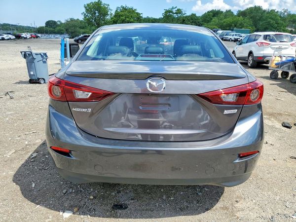2018 MAZDA 3