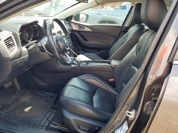 2018 MAZDA 3