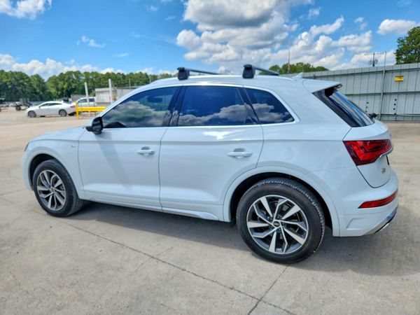 2022 AUDI Q5