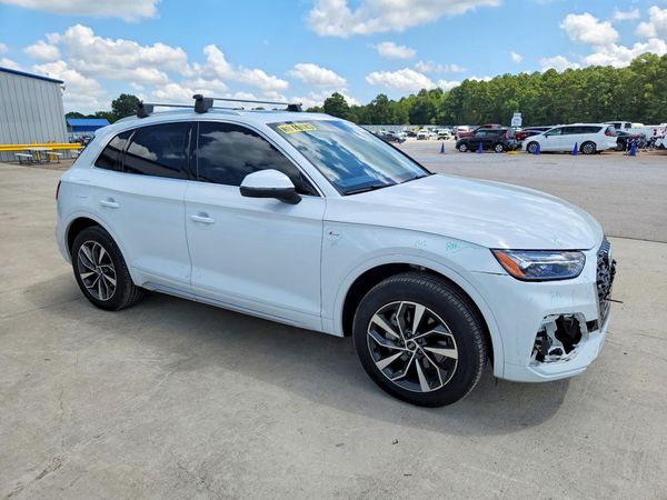 2022 AUDI Q5