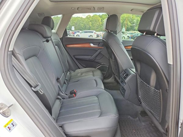 2022 AUDI Q5