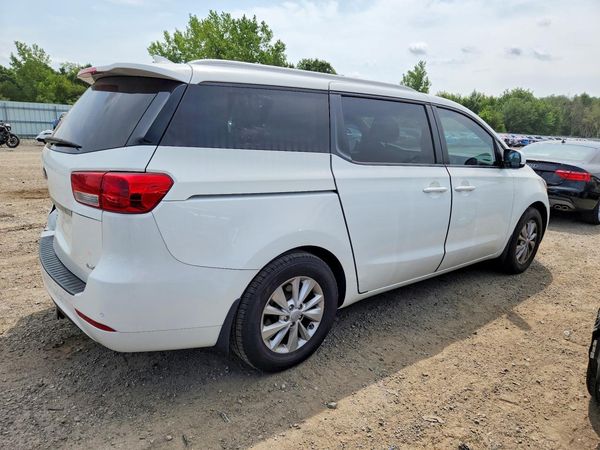 2016 KIA SEDONA