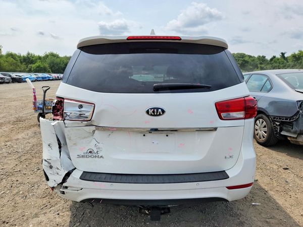 2016 KIA SEDONA