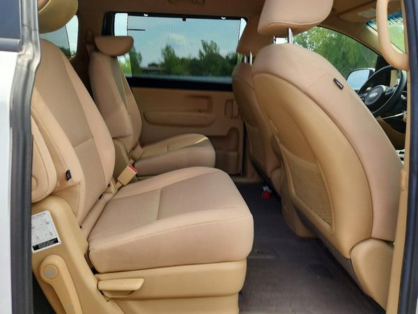 2016 KIA SEDONA