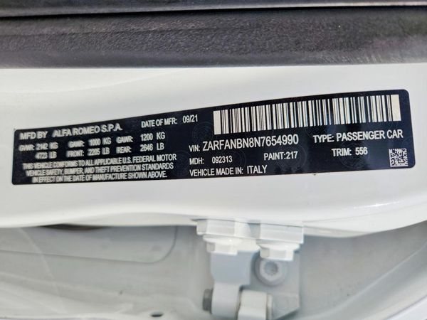 2022 ALFA ROMEO GIULIA TI AWD
