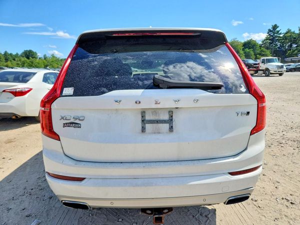 2020 VOLVO XC90