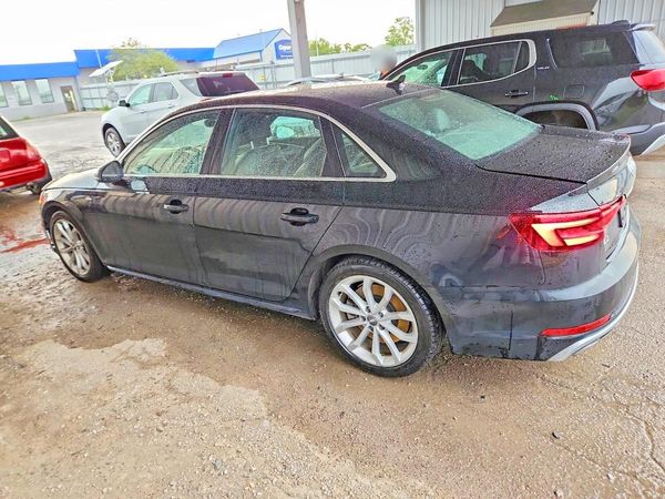 2019 AUDI A4 quattro Premium