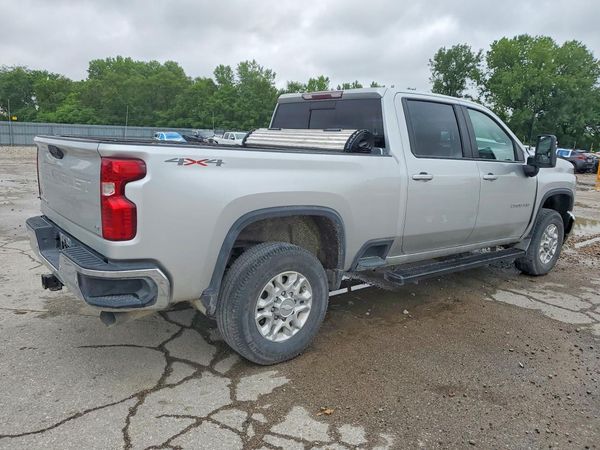 2020 CHEVROLET SILVERADO LT